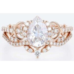 Pear Cut 2 CT Moissanite 2 piece Bridal Wedding engagement ring set in rose gold